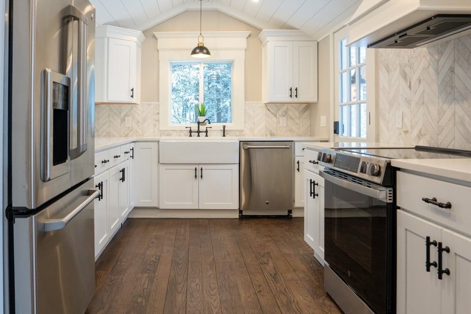 497 Springfield  #1 Photo 7