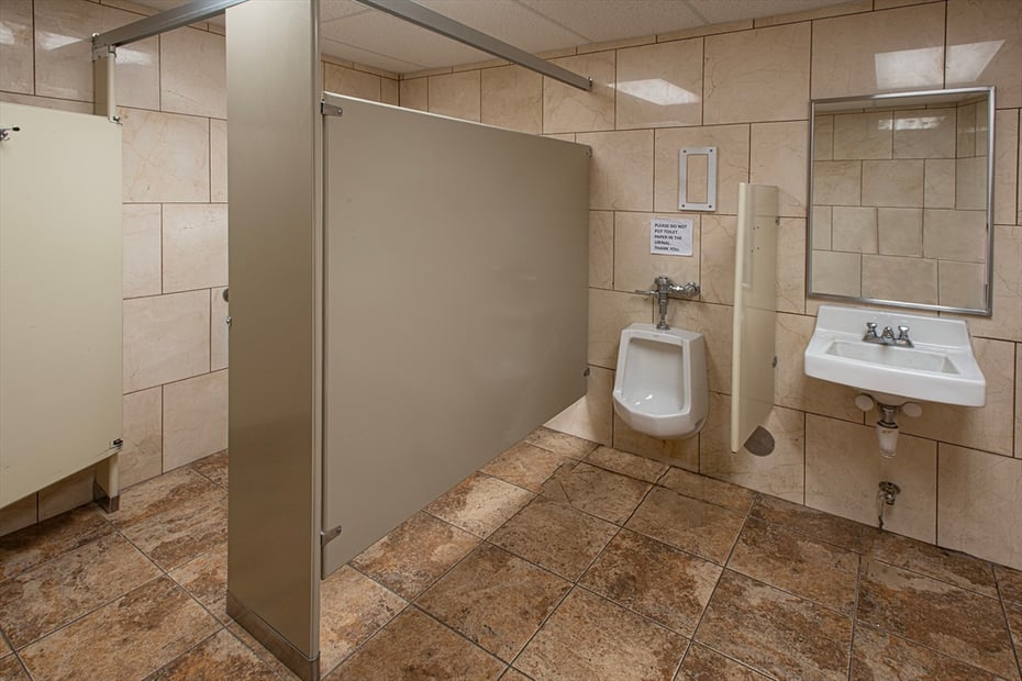 227 Russell Street Photo 29