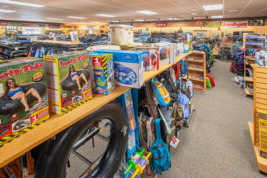 227 Russell Street Photo 19