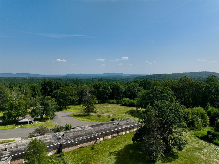 222 River Rd Photo 11