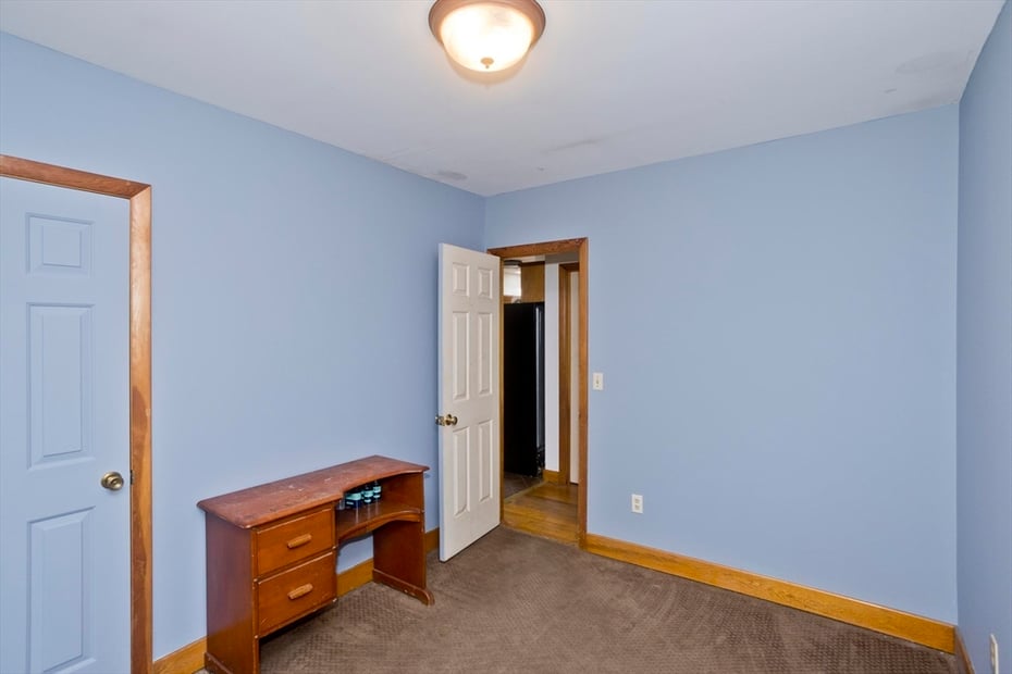 55 Cummington Rd Photo 33
