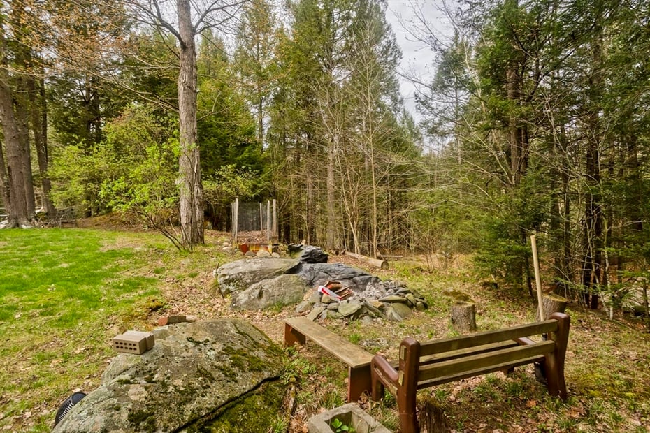 55 Cummington Rd Photo 6