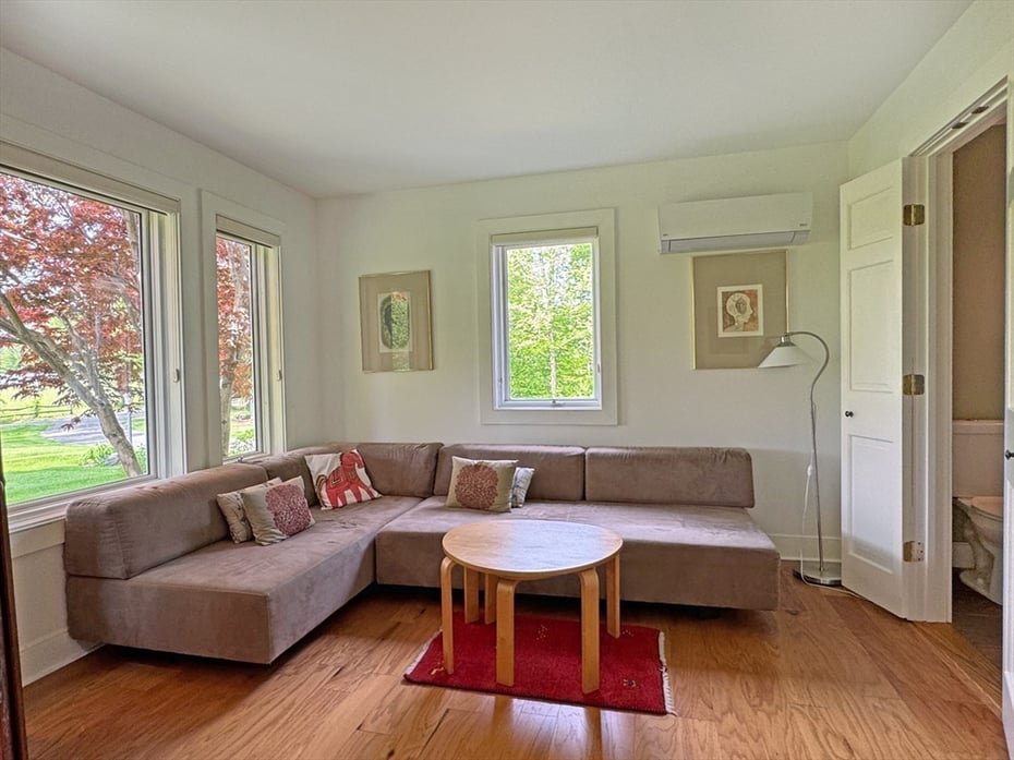 187 Plain Road Photo 18