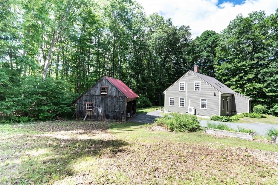 80 Lyman Rd Photo 5