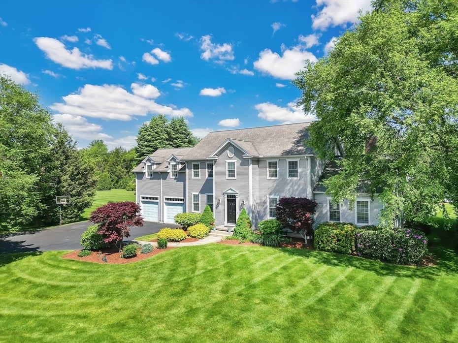 15 Crestview Dr Photo 1