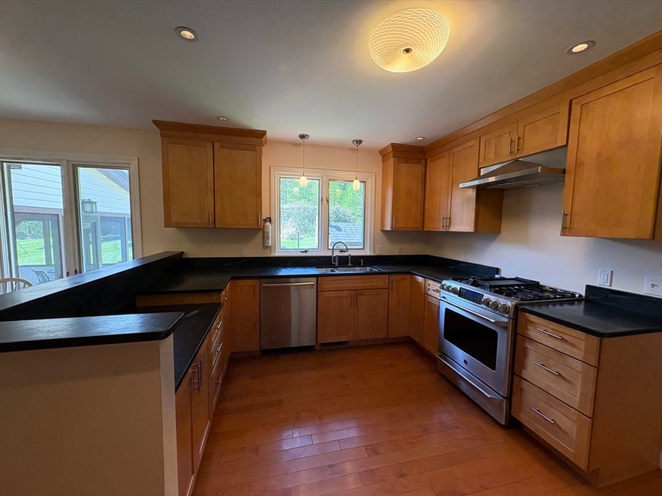 11 Juniper Drive Photo 11
