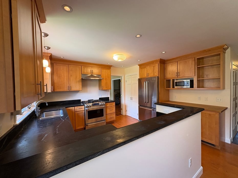 11 Juniper Drive Photo 13