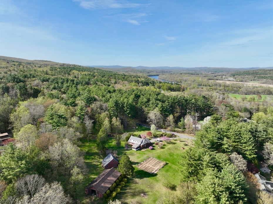 11 Juniper Drive Photo 40