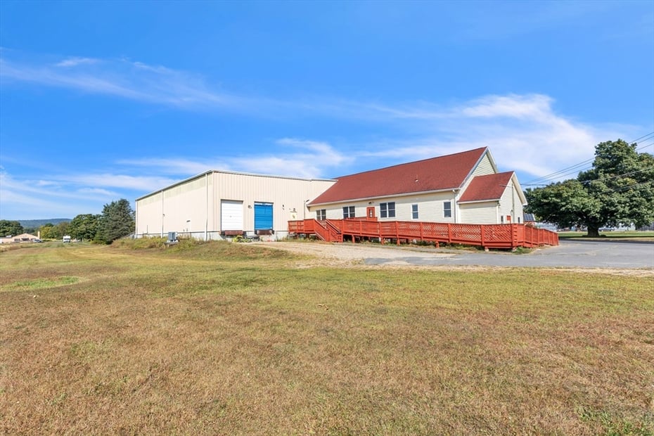 203 Long Plain Rd Photo 2