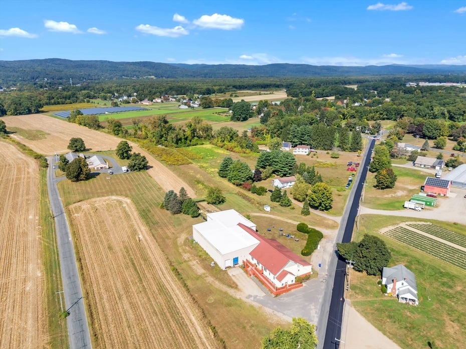203 Long Plain Rd Photo 36