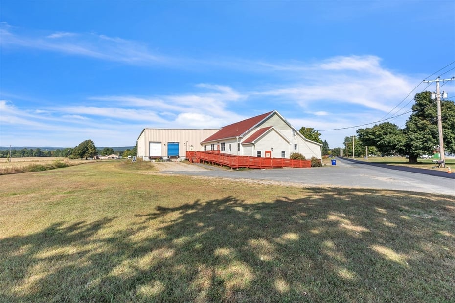 203 Long Plain Rd Photo 3