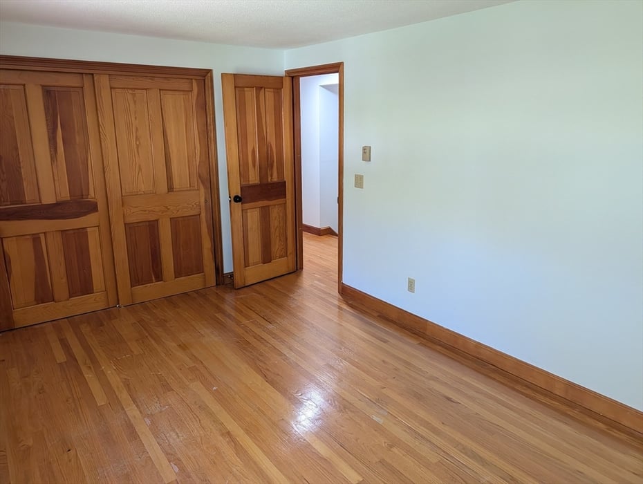 124 Plain Road West Photo 18