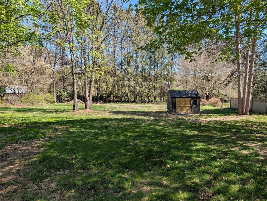 124 Plain Road West Photo 24