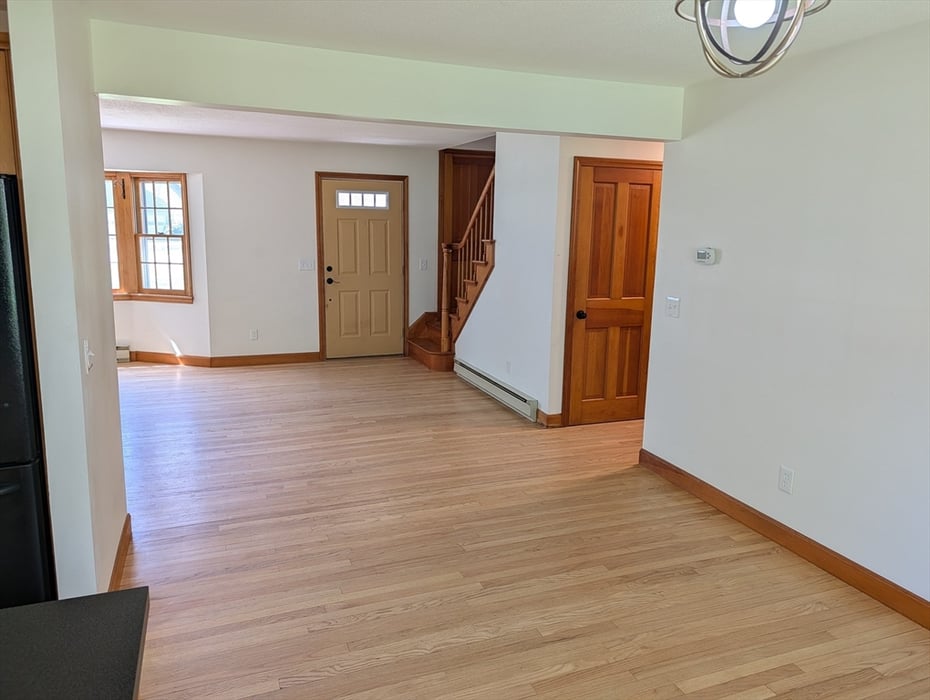 124 Plain Road West Photo 8