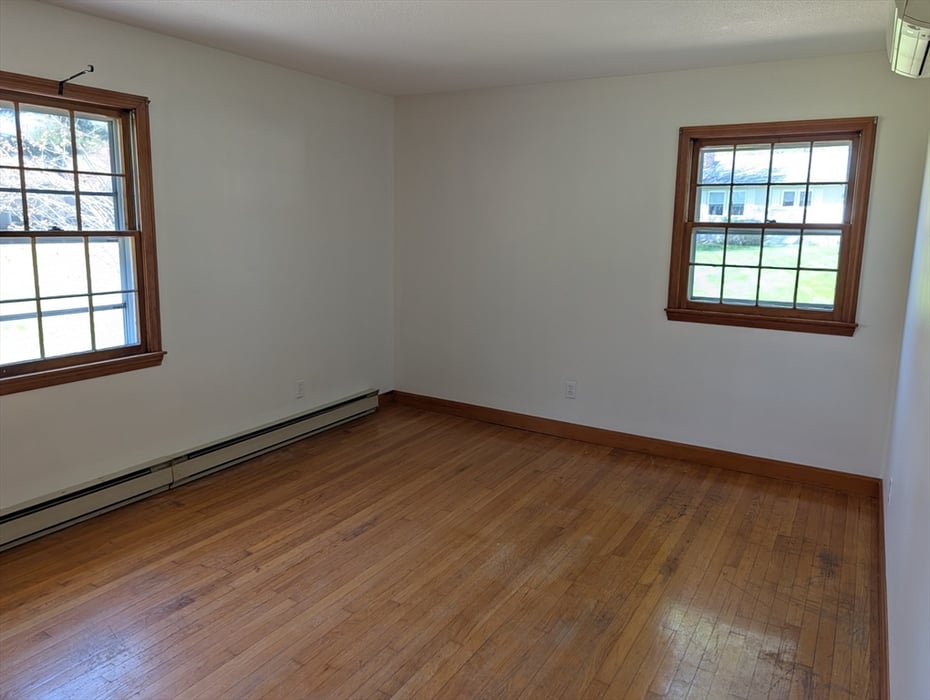 124 Plain Road West Photo 15