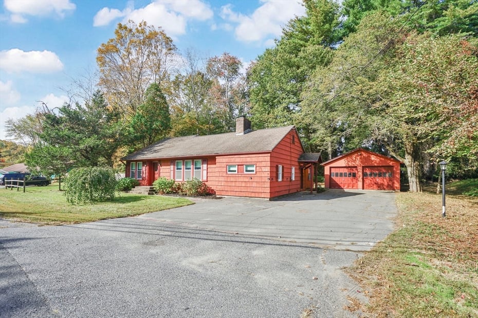 213 Greenfield Rd Photo 3