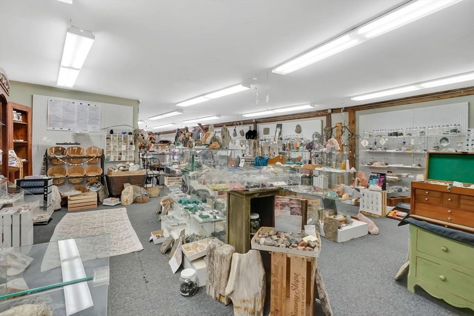 213 Greenfield Rd Photo 30