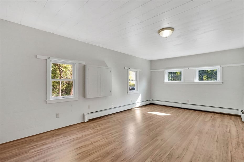 213 Greenfield Rd Photo 14