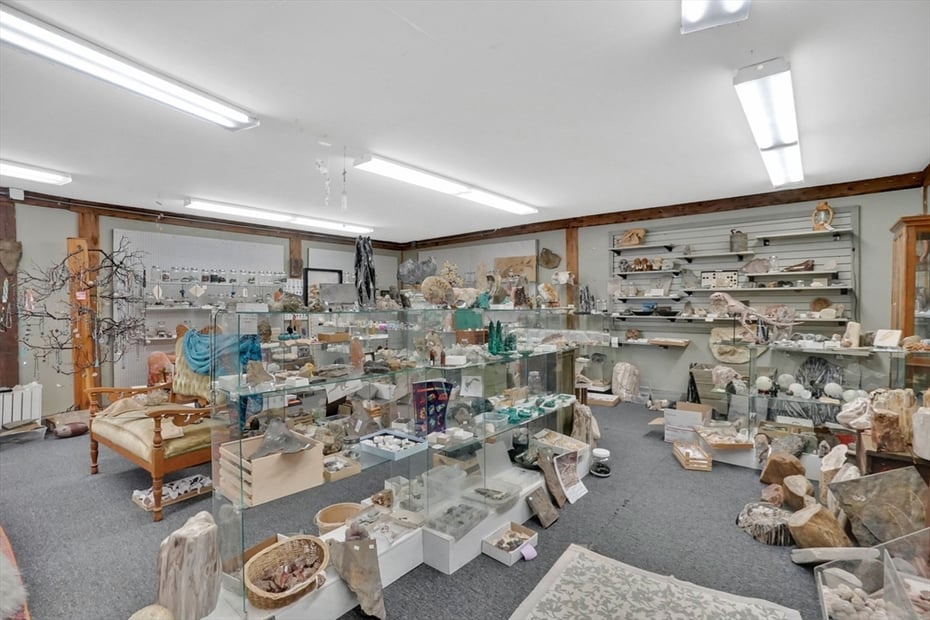 213 Greenfield Rd Photo 29