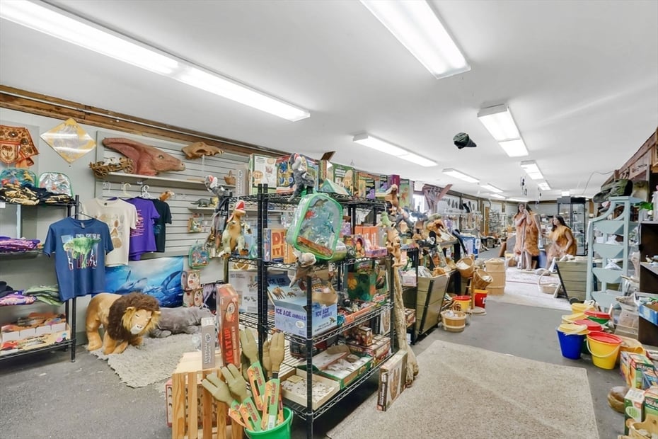 213 Greenfield Rd Photo 33