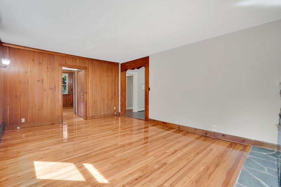 213 Greenfield Rd Photo 9