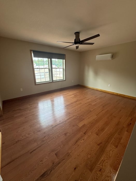 12 Ward Avenue Photo 11