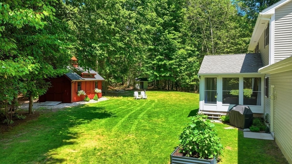 106 Valley Rd Photo 6