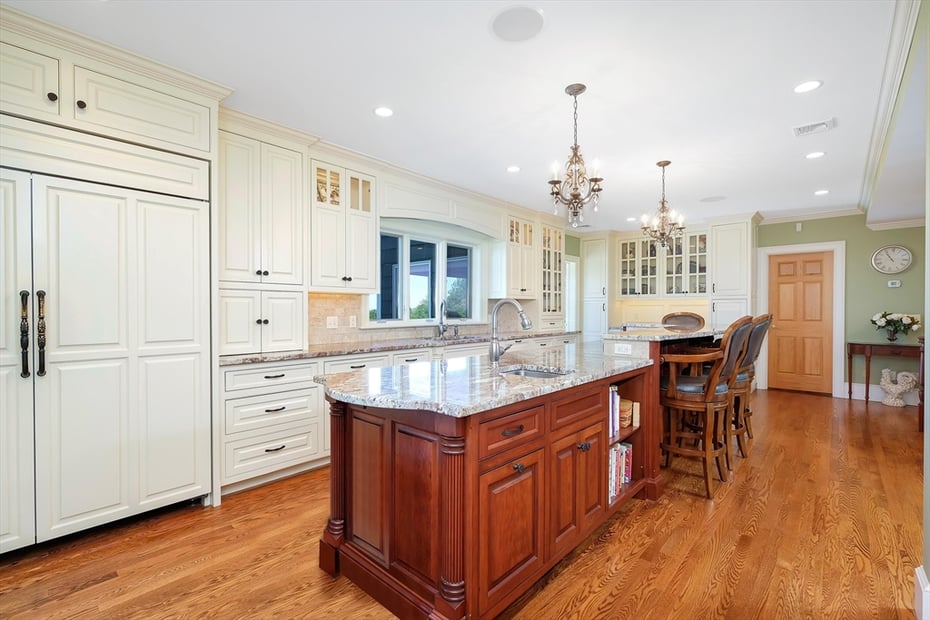 751 Ridge Rd Photo 9