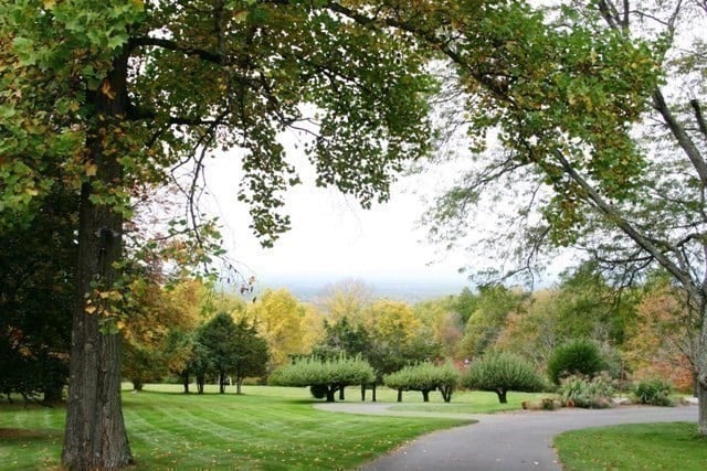 751 Ridge Rd Photo 37