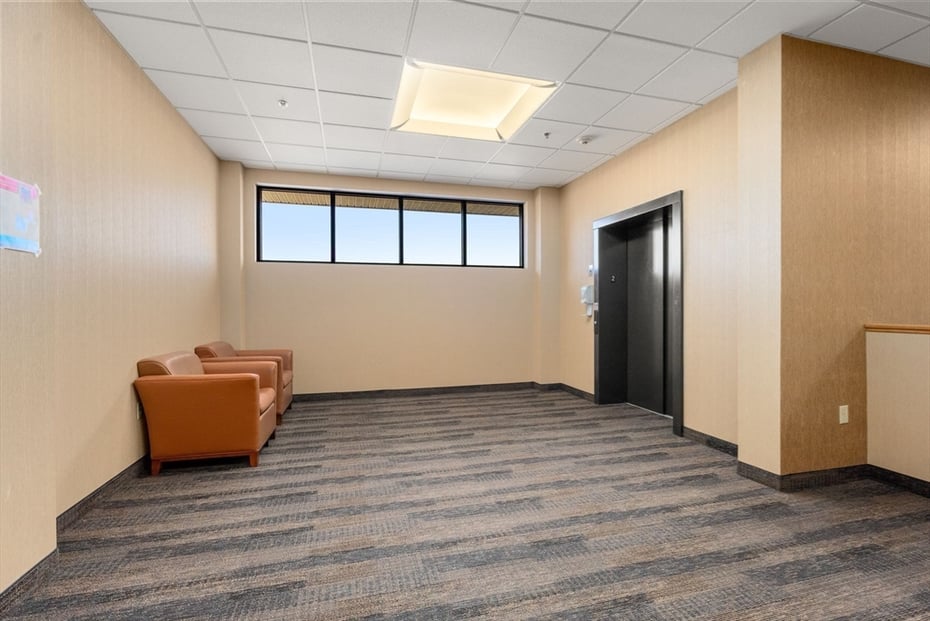 4 West Street Photo 23