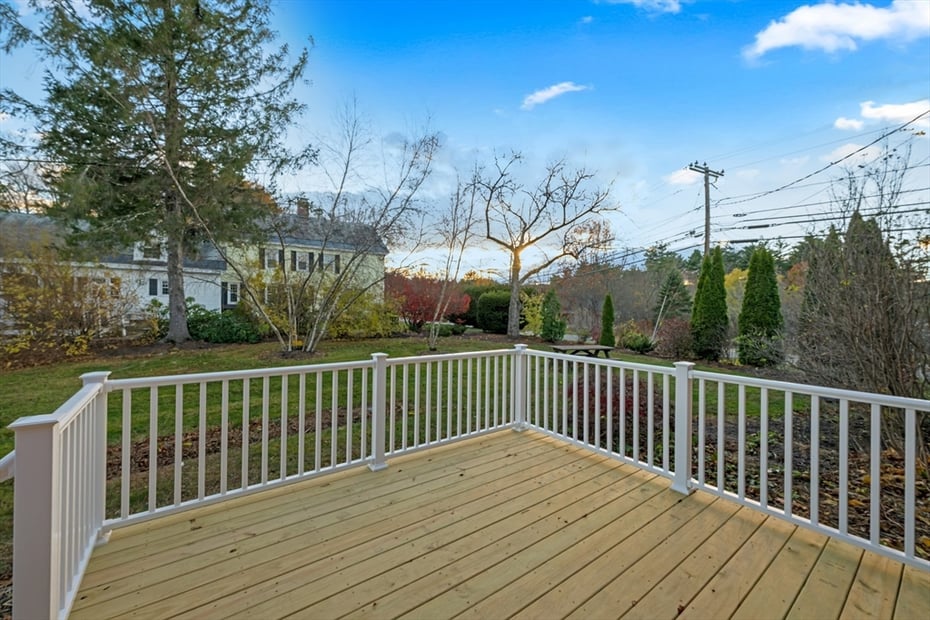 4 Pickett Ln Photo 26