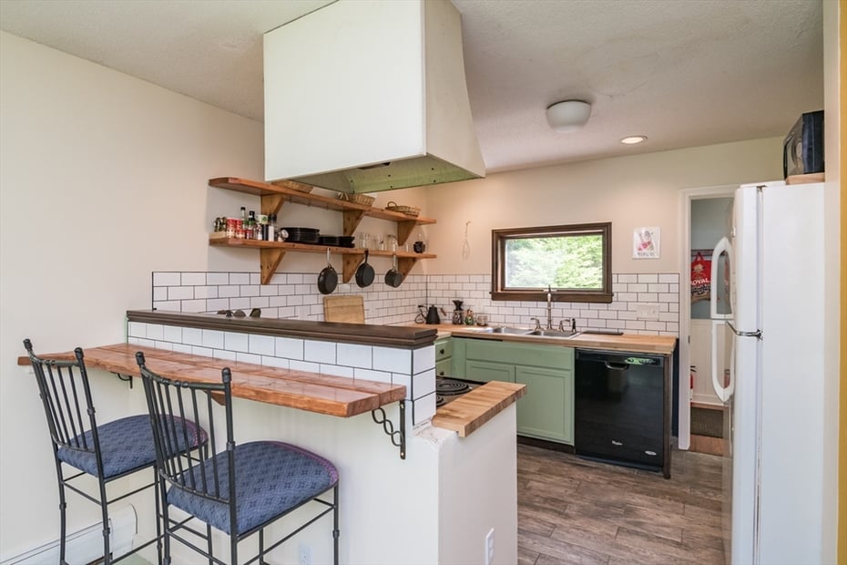 224 Berkshire Trl Photo 6