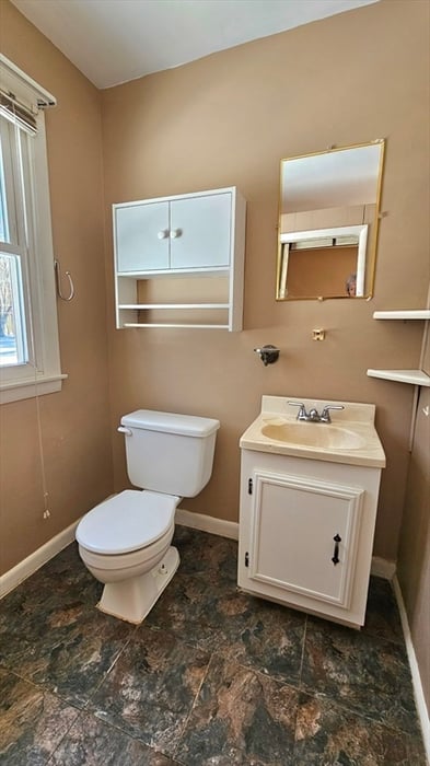 59 North Hatfield Rd Photo 10