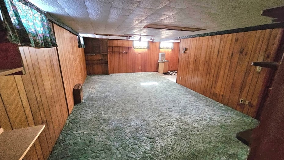 59 North Hatfield Rd Photo 13