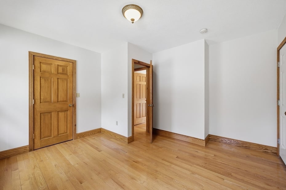 254 Bryant Photo 18