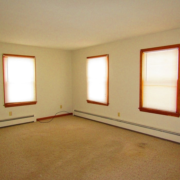 71 Chestnut Street Photo 16