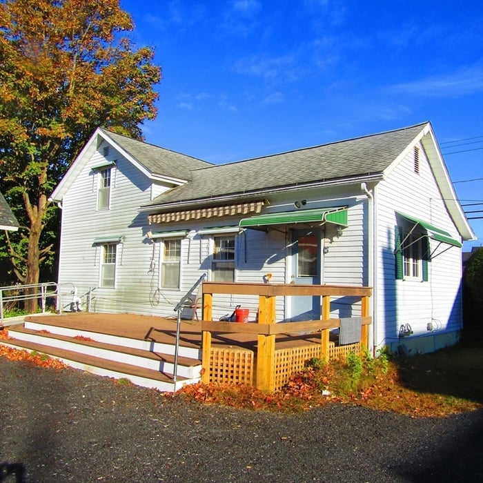 71 Chestnut Street Photo 7