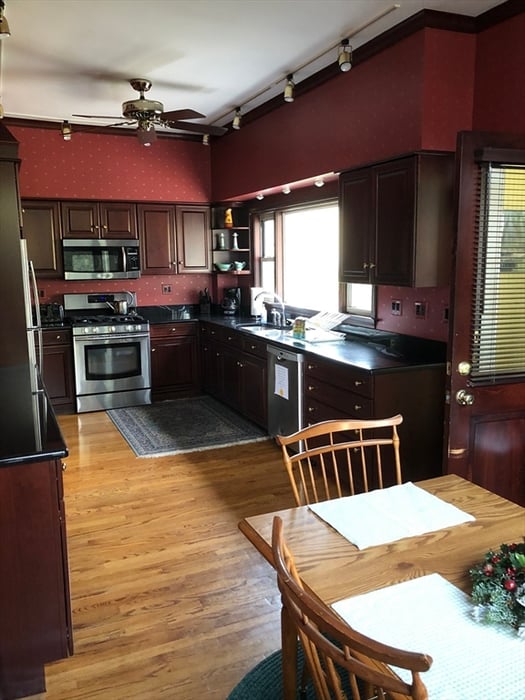 2 Columbia Street Photo 13