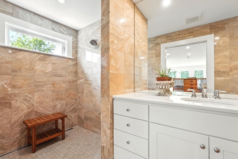 13-15 Vista Ter Photo 23