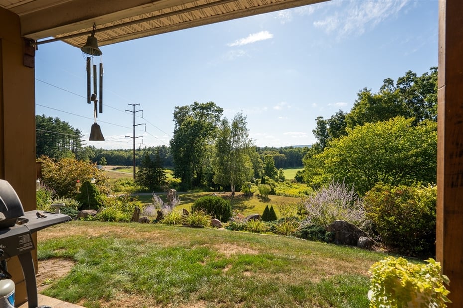 21 Old County Road Photo 36