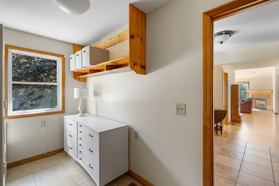 21 Old County Road Photo 18