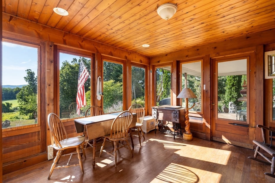 21 Old County Road Photo 30