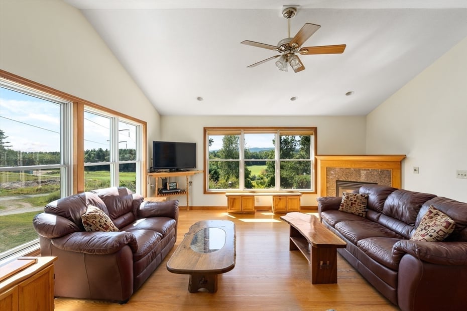 21 Old County Road Photo 7