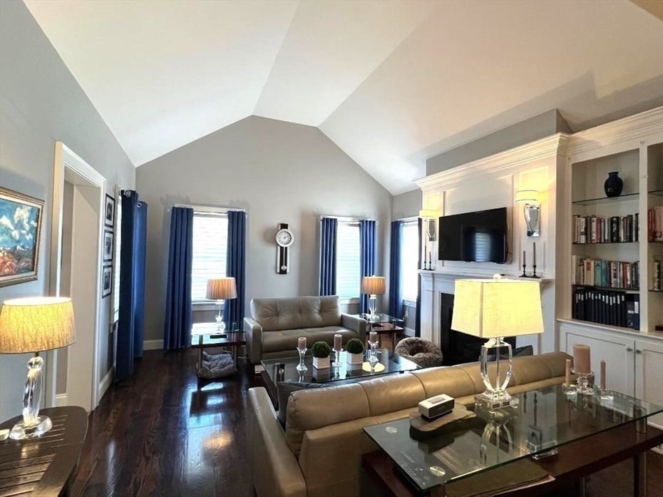 6 East Commons Drive #6 Photo 9