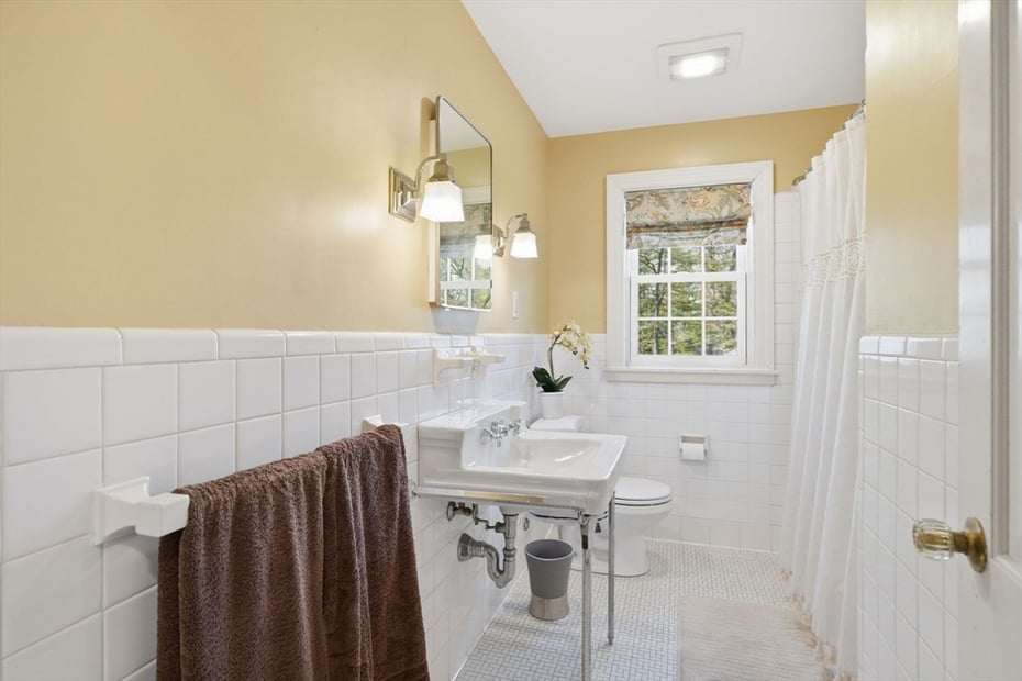 324 Farmington Road Photo 28