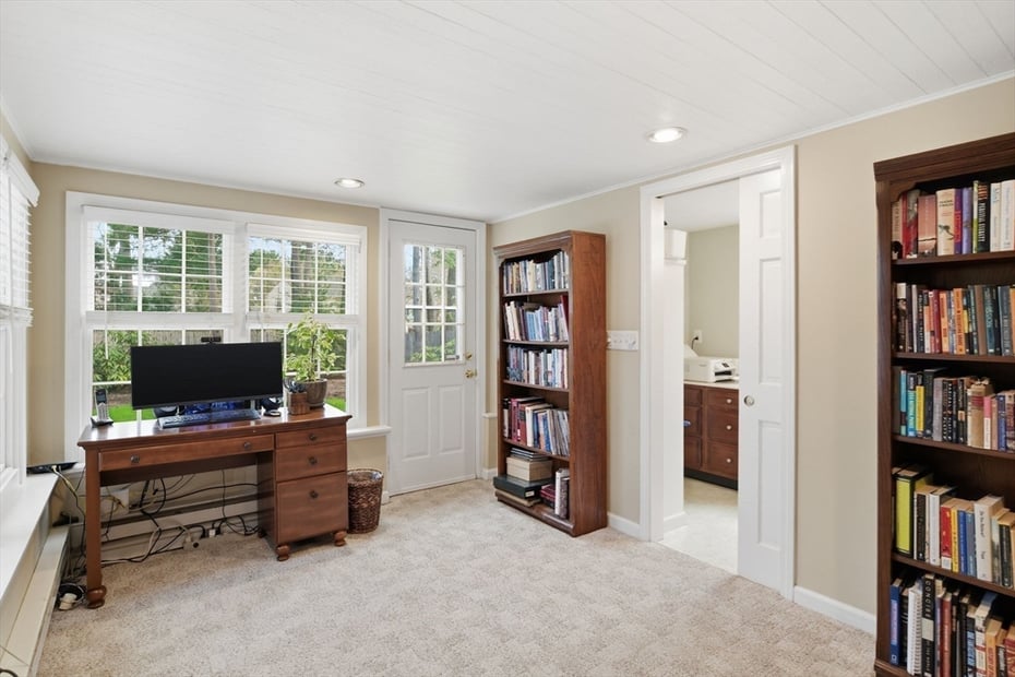 324 Farmington Road Photo 8