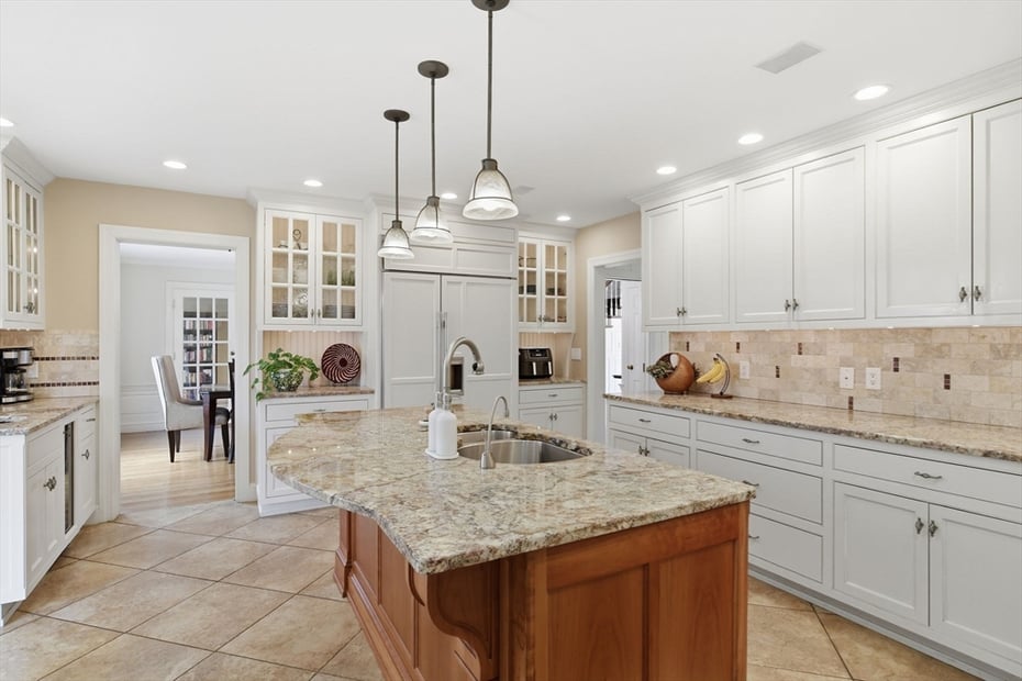 324 Farmington Road Photo 12