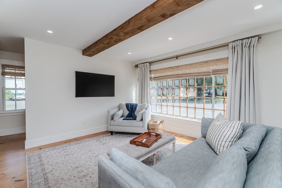 14 Sugarloaf St Photo 5