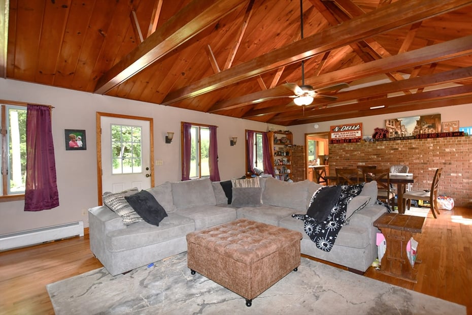1020 Sand Mill Rd Photo 8