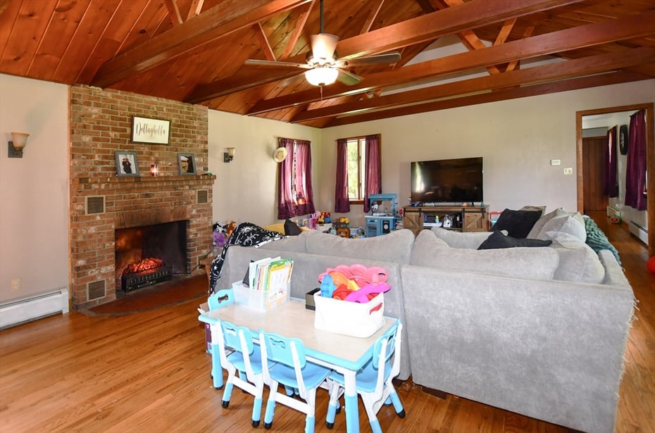 1020 Sand Mill Rd Photo 12